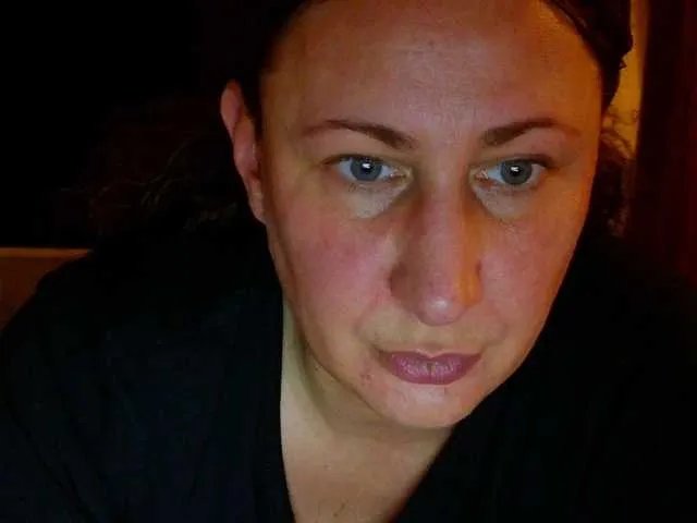 Cyrtlysue666666 — masturbieren....500 Taschengeld....fr dich  oder gerne pvt brauch ein boost!!!! hilst mir???lush is ON