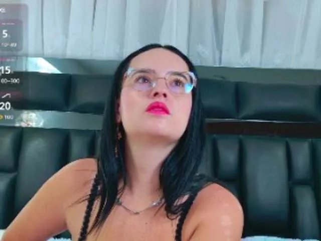 DahianaMoss on BongaCams