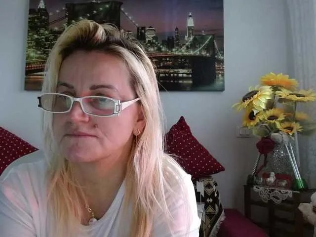 DaliaClark — Welcome to my room, enjoy yourself. #BBW #BigBreast #BigBoobs #Blonde #Dildo