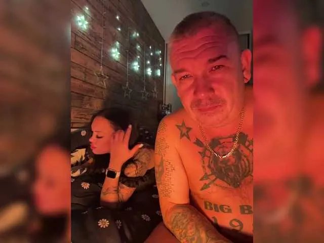 Dami-Marya on BongaCams