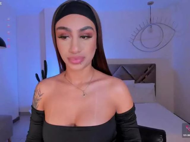 Freechat DannaCruz on BongaCams