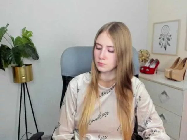 desireMegan on BongaCams