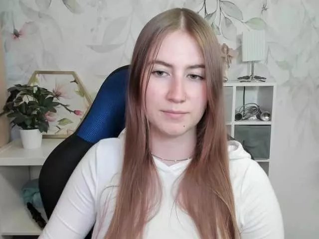 desireMegan on BongaCams