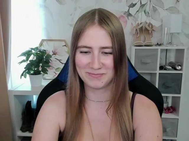 desireMegan on BongaCams