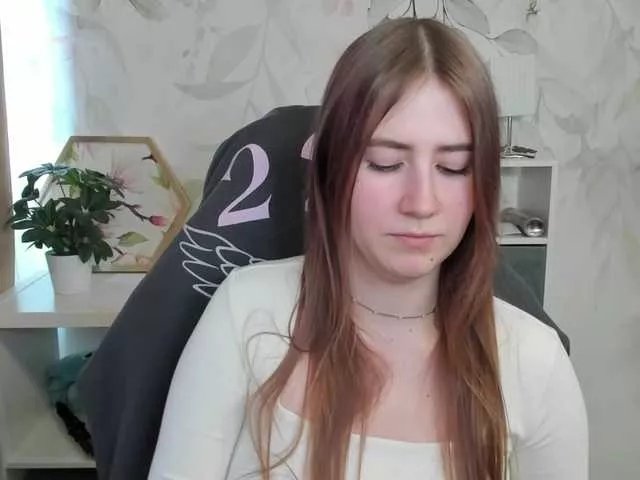 desireMegan on BongaCams