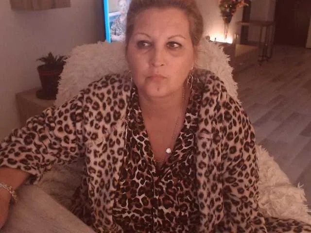 DivineBlond on BongaCams