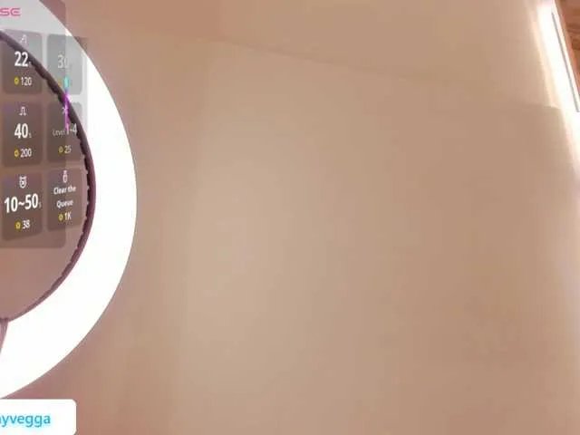 DorothyVegga on BongaCams