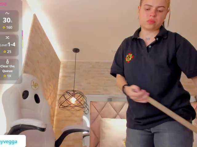 DorothyVegga on BongaCams
