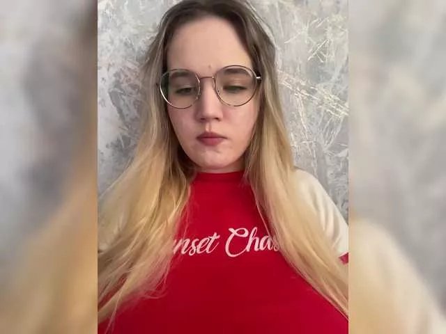 Dream022 on BongaCams