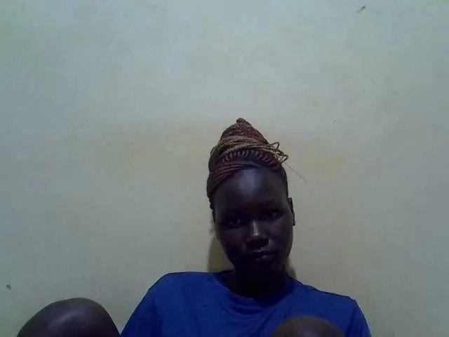 ebony-vannilah on BongaCams