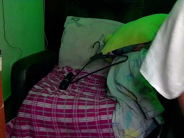 Elith20 on BongaCams