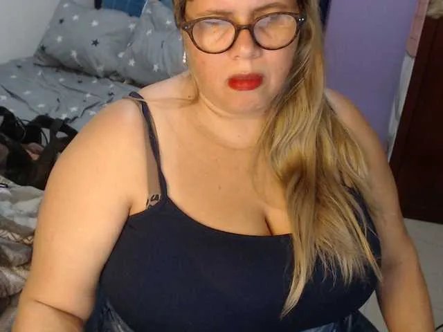 ElizabethTaylor8 on BongaCams