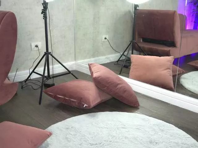 ellacandy on BongaCams