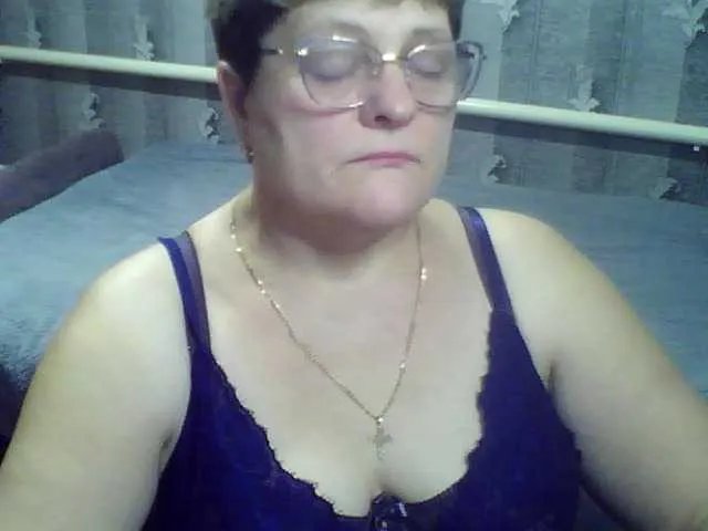 ElzaJewel on BongaCams