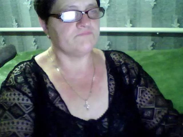 ElzaJewel on BongaCams