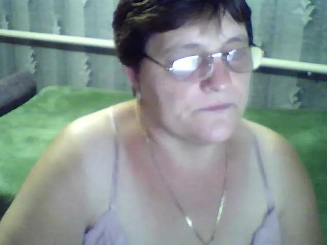 ElzaJewel on BongaCams