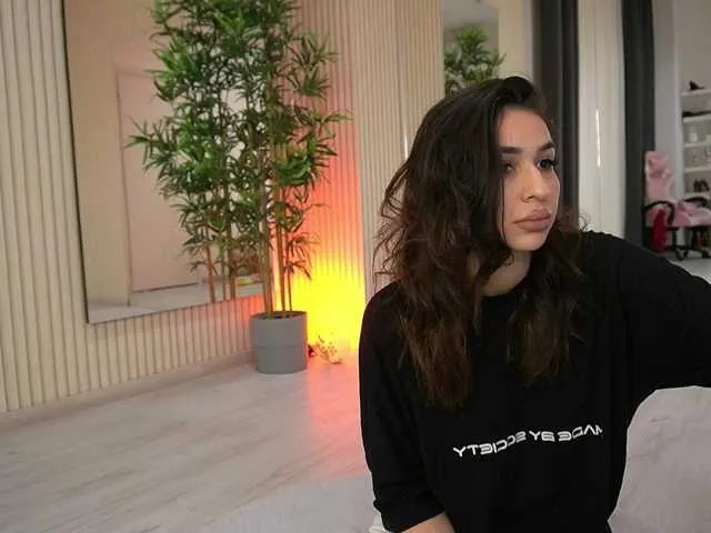 EmmaBlanco on BongaCams