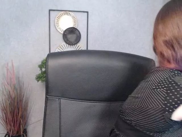 EmmaHeart on BongaCams