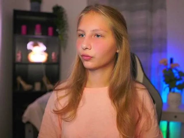 emmiemurray on BongaCams