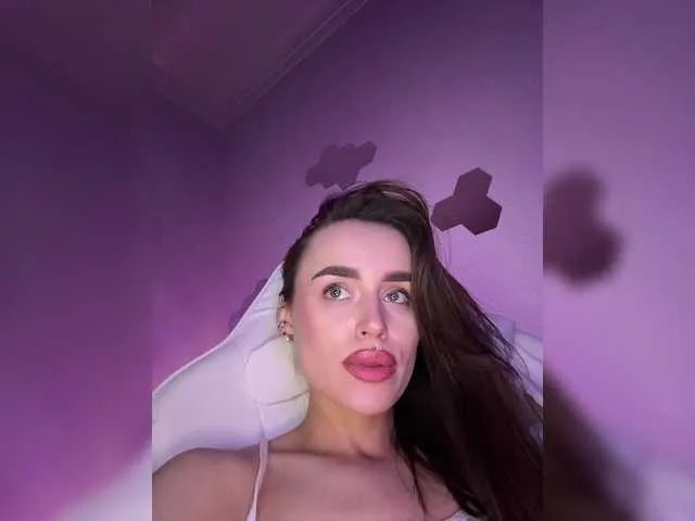 Enchantix on BongaCams