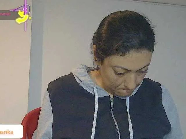 ErikaMartinez on BongaCams