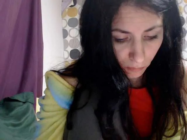 evacrisxxxx on BongaCams