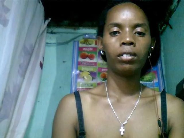 Fanihsexy on BongaCams