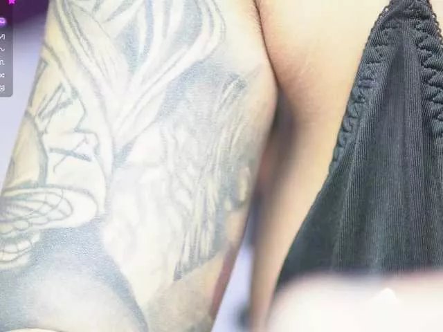 FiresBomb777 on BongaCams