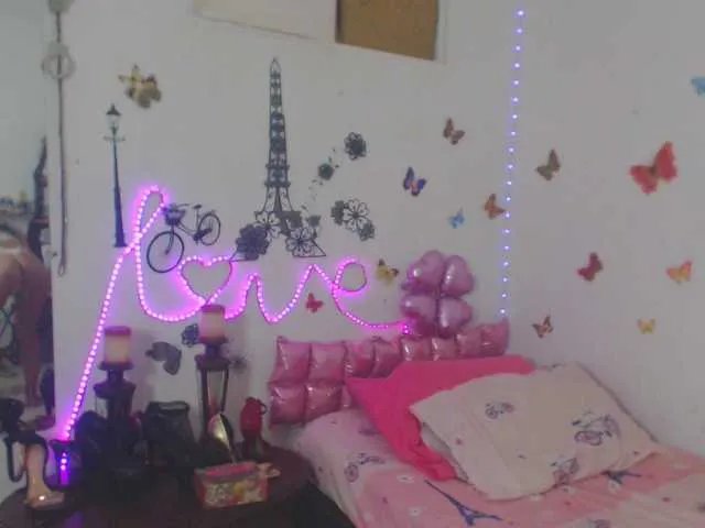 flacapaola11 on BongaCams