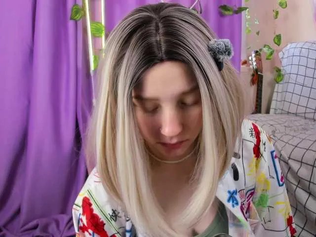 FlexxyLexy on BongaCams