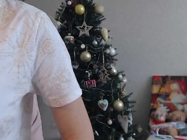 FlirtyMarin1 on BongaCams