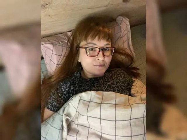Fox-Lisa on BongaCams