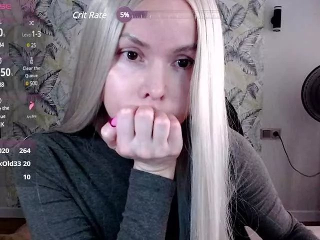 Foxymoxy19 on BongaCams