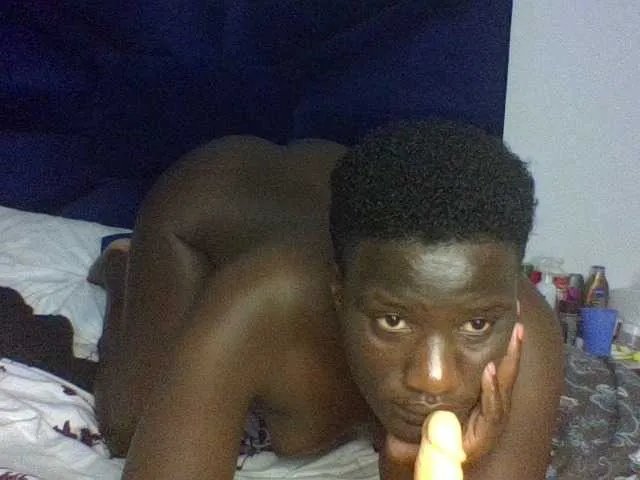 Freakygyal on BongaCams