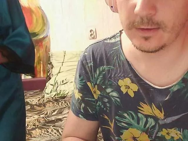 Freechat FreDiamond on BongaCams