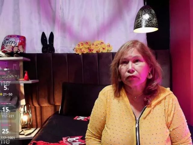 girl-amada on BongaCams