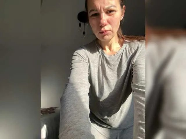 BongaCams Girlaa is Freechat Girlaa — LOVENSE STARTS FROM 1 TOKEN! Collect for rent @total for my orgasm (@remain left)