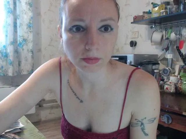 GLAMYR252 on BongaCams