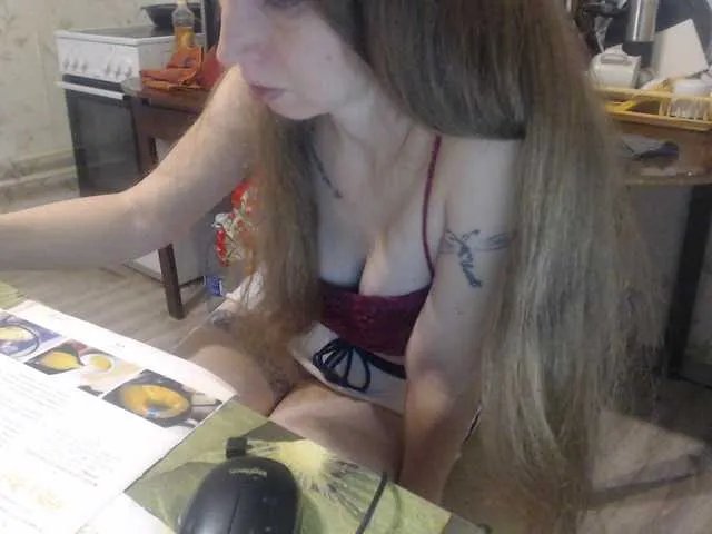 GLAMYR252 on BongaCams