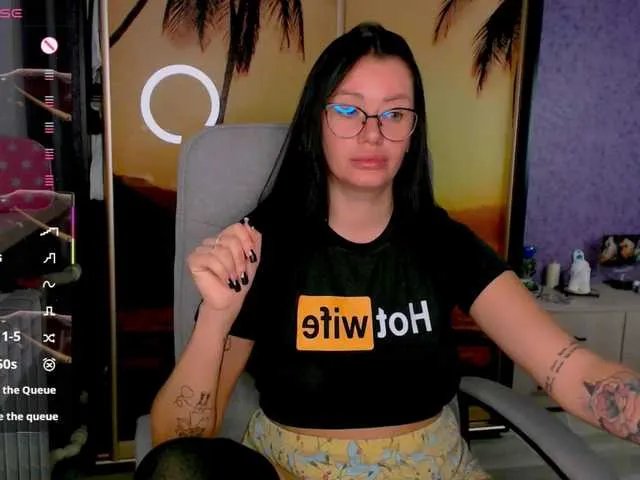 goldenwitchx on BongaCams