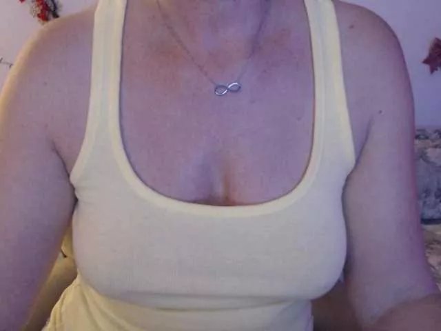 goodSnowQueen on BongaCams