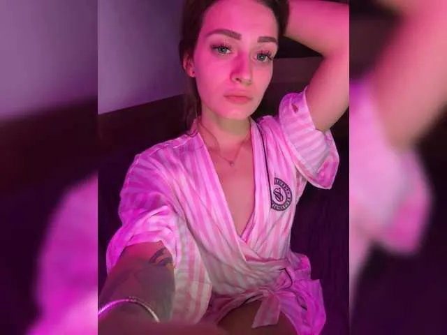 harleyquinn9 on BongaCams