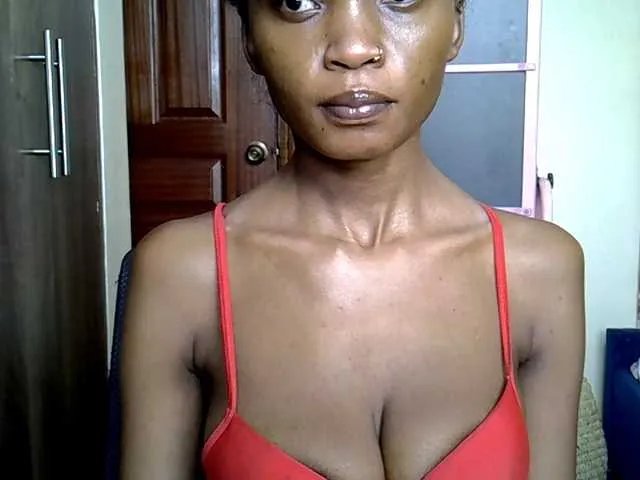 hippyshanice on BongaCams