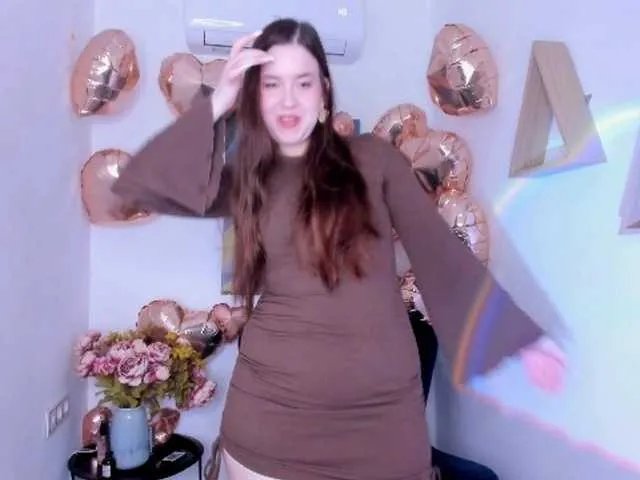 HoneyGlow — Hello everyone! Lets have fun and spend some time together! #dance #pvt #sexy #tease