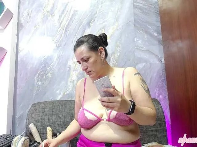 Horny-juliette on BongaCams