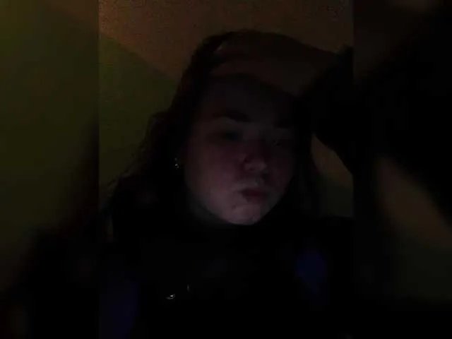 Horny-Lina — goal - play with pussy  @remain tokens left