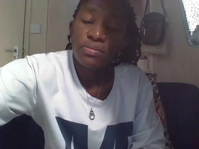 Hornycammy23 — Freechat on BongaCams