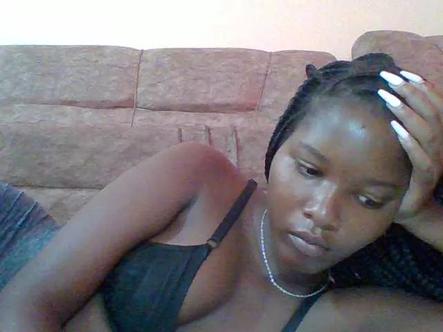 Hornyqueen4 on BongaCams