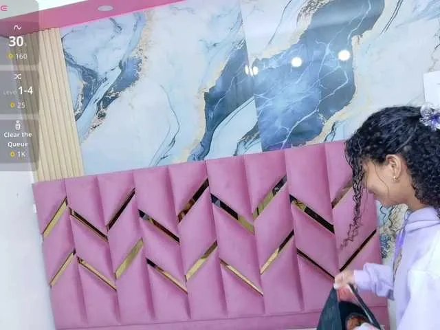 Hornysweetebony on BongaCams