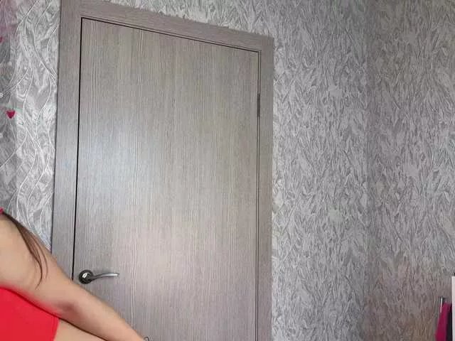 hot-ass-18 on BongaCams